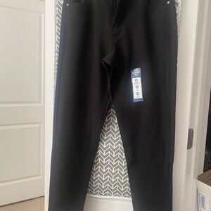 New With Tags Men’s Black Chino Pants Size 29